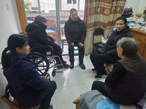 心系職工  情暖寒冬： 順勢藥業(yè)黨總支開展走訪慰問活動(dòng)